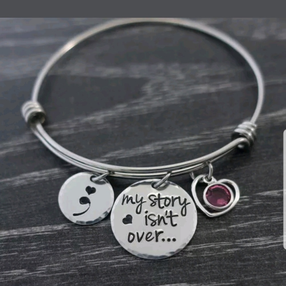 🦄 My Story Isn't Over Yet Adjustable Bracelet - Picture 3 of 3